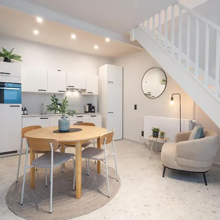 Gezellig, Knusse En Gerenoveerde Rijwoning 4p Apartment